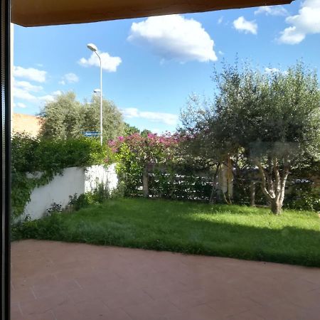 Tirso B&B Тортолі Екстер'єр фото